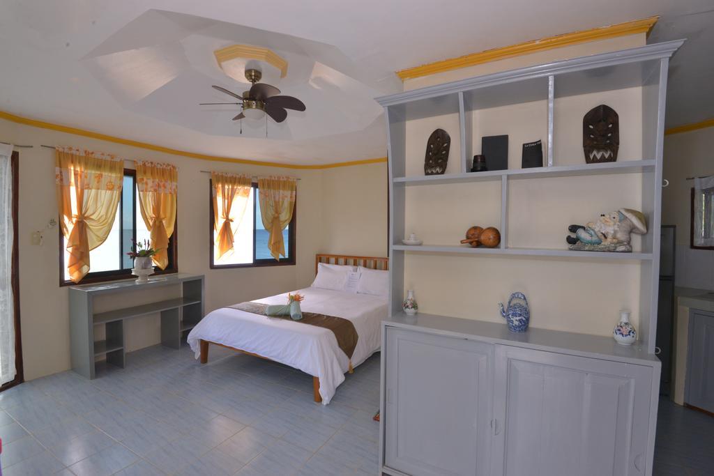 Lanas Beach Resort Romblon Island Pokoj fotografie